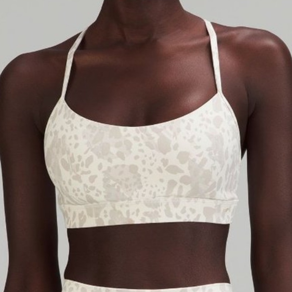 Lulu lemon flow y bra